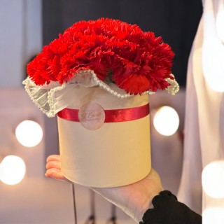 母の日限定フレッシュフラワーボックス「Rouge Passion」